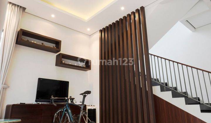 Dijual Rumah The Icon Rapih Siap Huni Semi Furnished 2