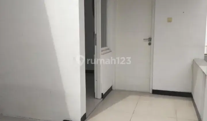 Disewakan rumah bersih di Taman Kopo Indah V Rumah di Taman Kopo Indah V

Pinewood Sudah Renovasi 4