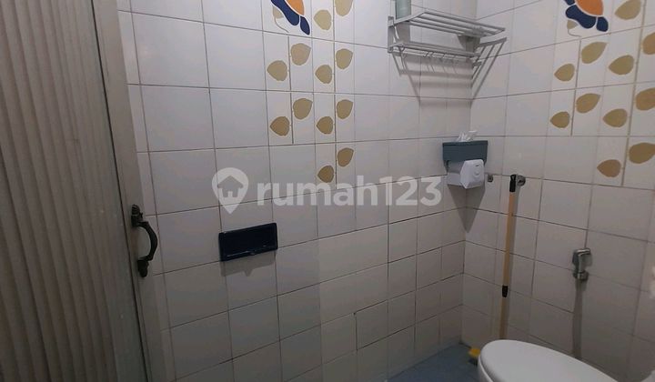 Dijual Rumah Daerah Tanjung Duren 2 Lantai Bebas Banjir 2