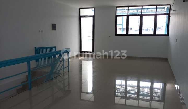 For Rent: 3-Story Shop House in Green Garden Area 2