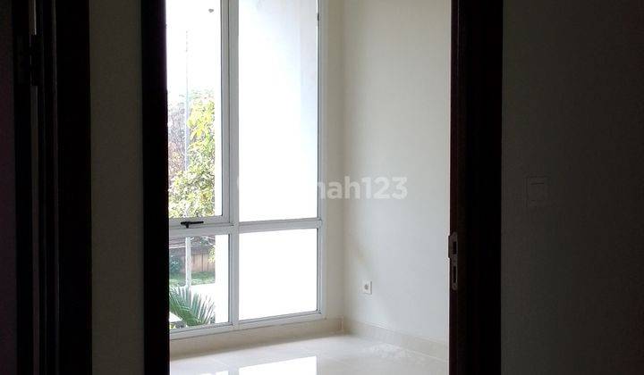 Disewa Dan Dijual Apartement Townhouse Puri Mansion Cengkareng 4BR 5M 1