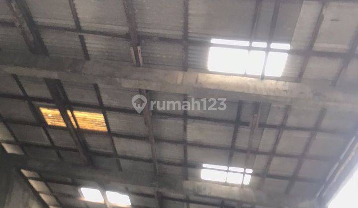 Gudang murah Di pinggir jalan utama 2