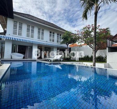 Villa Luxury Di Umalas. Seminyak