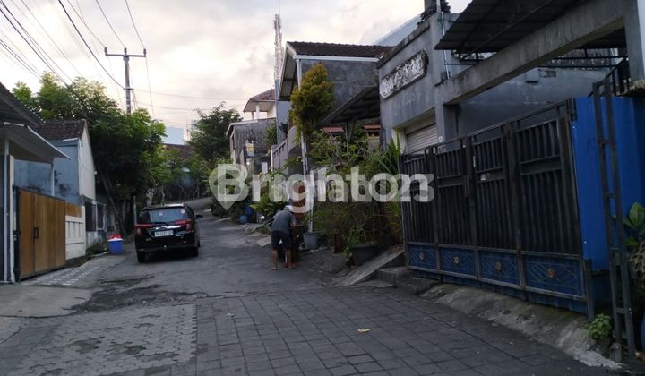 Rumah 3 kamar tidur di girihill 2