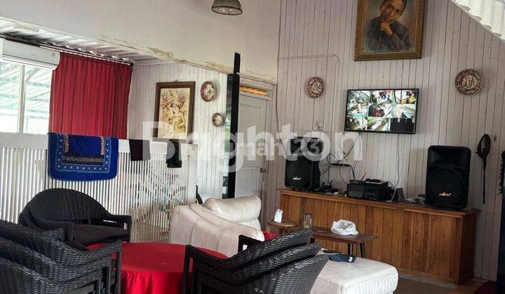 RUMAH MAKAN DI MAHENDRADATA MASIH BEROPERASI 2