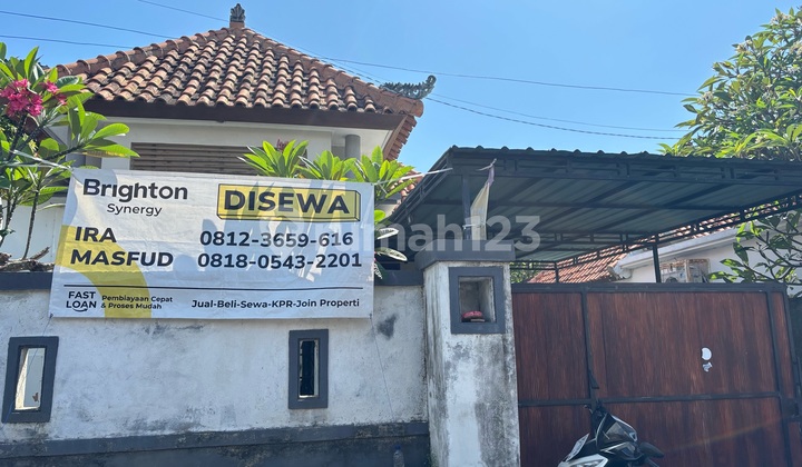 Serene House in a Housing Complex in Gianyar