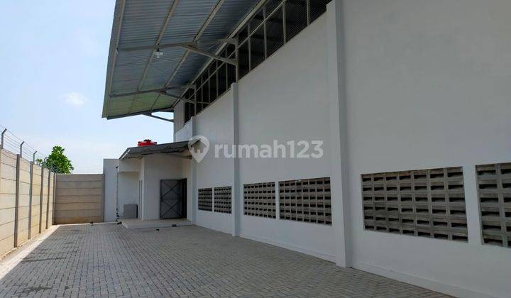 GUDANG BARU GRESS BAGUS DAN. BERSIH DI PALUR SOLO 12