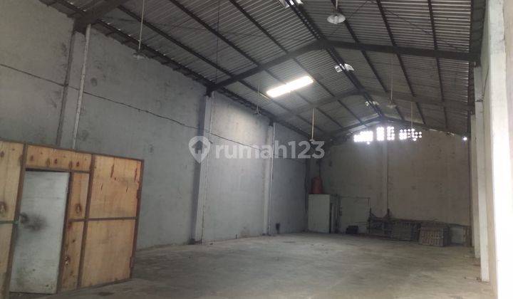 GUDANG SIAP PAKAI DI KOTA SOLO 3