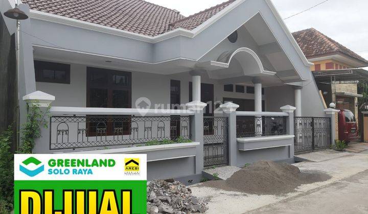 RUMAH BAGUS DAN NYAMAN DI PERUMAHAN TENANG SUKOHARJO
 1