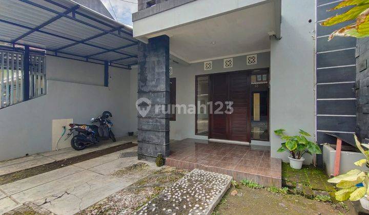 Rimh nyaman di perumahan dekat solo baru 14