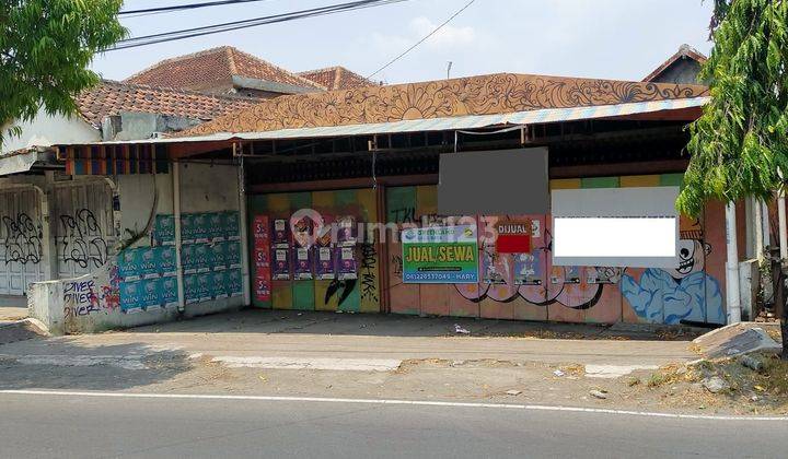 Bangunan tempat usaha hitung tanah lokasi strategis di jalan protokol kota Sukoharjo 1