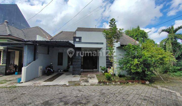 Rumah Asri dan Nyaman
Lokasi Dekat Solo Baru 2