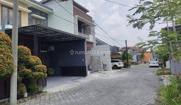 Rumah Asri dan Nyaman
Lokasi Dekat Solo Baru 1