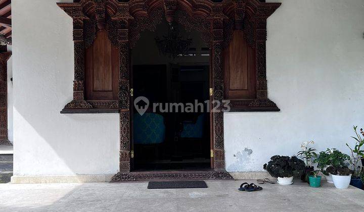 Rumah lama/antik  etnik jawa furnished posisi dihook ditengah kota dekat paragon, banjarsari - Solo. 2