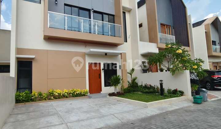Rumah Baru 2 Lantai Siap Huni Gentan Solo