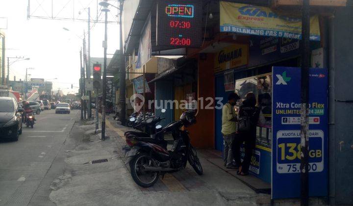 RUMAH SEKALIGUS TEMPAT USAHA  DI LOKASI STRATEGIS DI JALAN RAJIMAN SOLO di Jalan Rajiman Solo 4