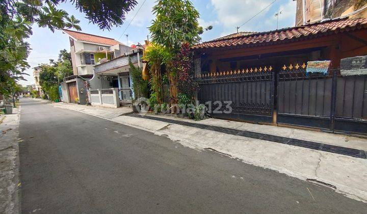 RUMAH ASRI DAN NYAMAN DI MANAHAN SOLO 2