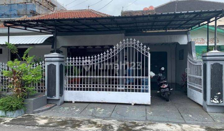 RUMAH 1 LANTAI DI LOKASI TENANG DI KOTA SOLO 2