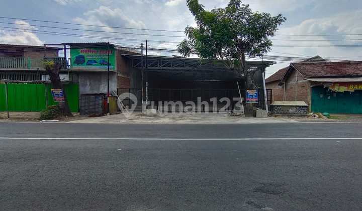 Ruang Usaha Siap Pakai  di Jalan Solo Purwodadi Gondang Rejo  6