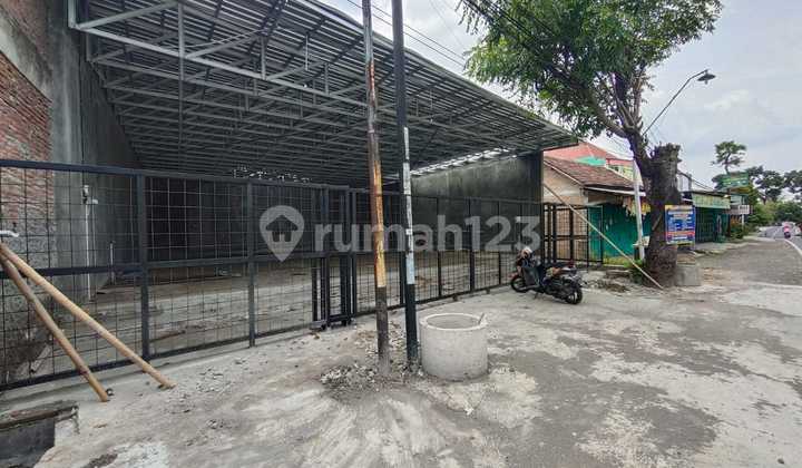 Ruang Usaha Siap Pakai  di Jalan Solo Purwodadi Gondang Rejo  11