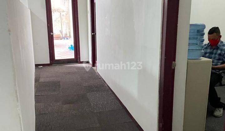 Rumah cocok u Kantor atau Usaha di Area Premium di Laweyan solo 9