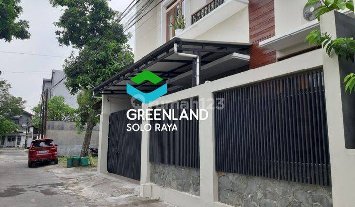 Rumah Baru Bagus 2 Lantai di Manahan Solo 2