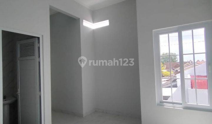 Rumah Baru Gress 2 Lantai di Perumahan Colomadu Solo 12