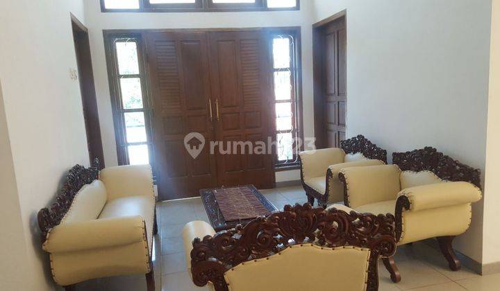 RUMAH MEWAH FURNISHED TENGAH KOTA SOLO 2