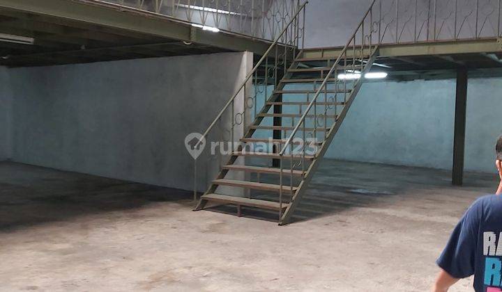 GUDANG LANTAI COOR STRATEGIS DI BANJARSARI SOLO 10