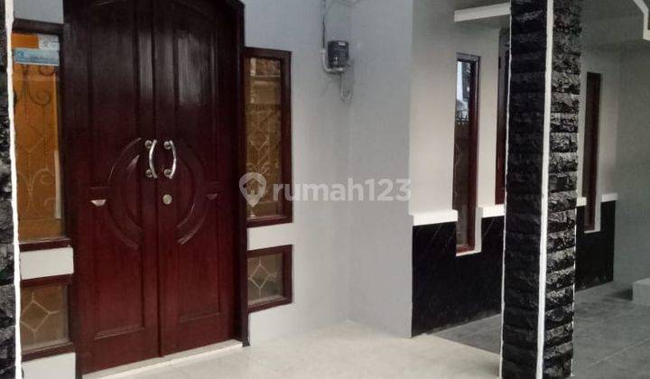 RUMAH 2 LANTAI NYAMAN DI KOMPLEK COLOMADU SOLO 2