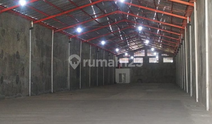 NICE WAREHOUSE WITH CONTAINER ACCESS IN KARTASURA