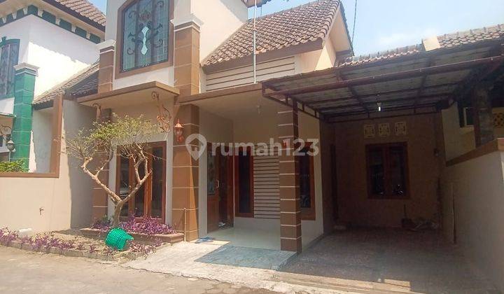 RUMAH BAGUS BERSIH FULL FURNISH DI PERUMAHAN GENTAN SOLO 2