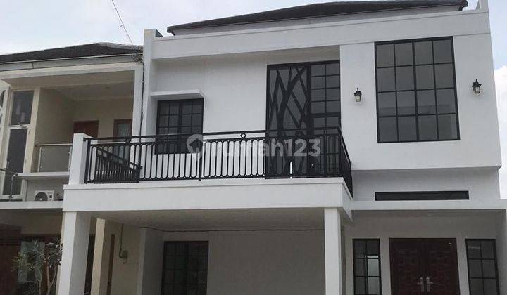 Rumah Baru Mewah 2 Lantai Cluster Elite Solo Baru 1