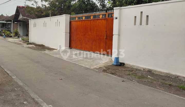 Tanah Bonus Rumah Lokasi Strategis Di Colomadu Karanganyar 