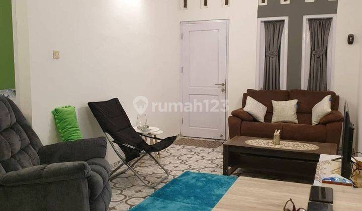 Rumah Furnished Dengan Pekarangan Luas Di Karanganyar Solo 2