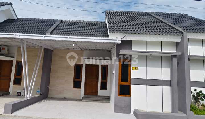 Rumah Baru 1 Lantai Ber Ac Siap Pakai Di Perumahan Gentan Solo 1