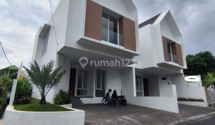 Dijual Rumah Scandinavian di Pejaten Barat Jakarta Selatan 2