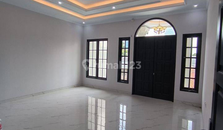 Dijual Rumah Eropa Classic di Jatipadang Pasar Minggu Jakarta 2