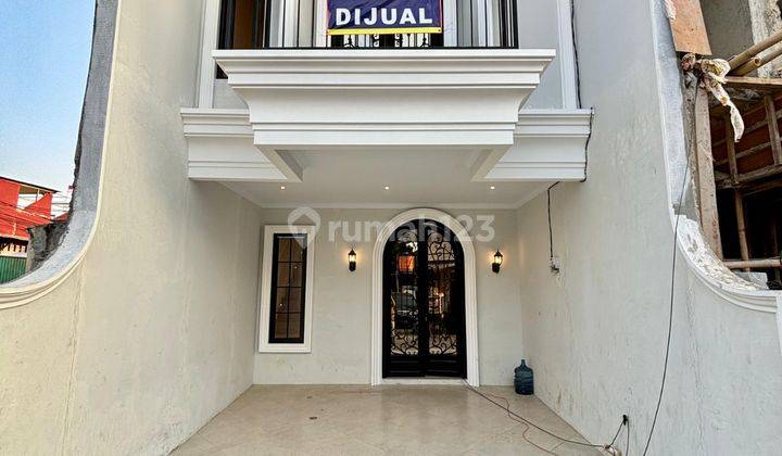 Dijual Rumah American Classic di Kahfi 1 Jagakarsa Jakarta Selatan 2