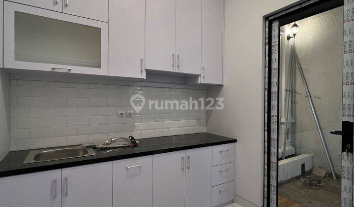 Dijual Rumah Rooftop Dekat Stasiun Lenteng Agung Jagakarsa Jakarta Selatan 2