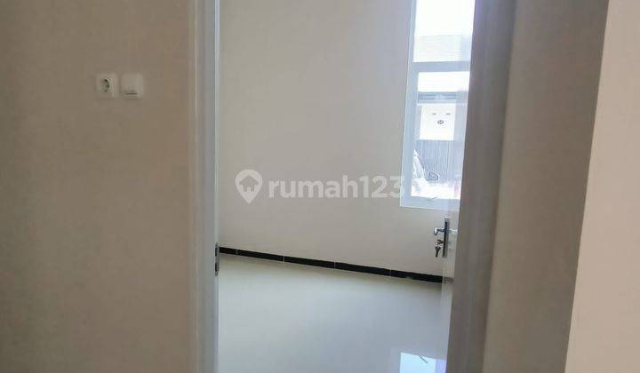 RUMAH BARU MINIMALIS MODERN DI PEDURUNGAN SEMARANG KOTA 10