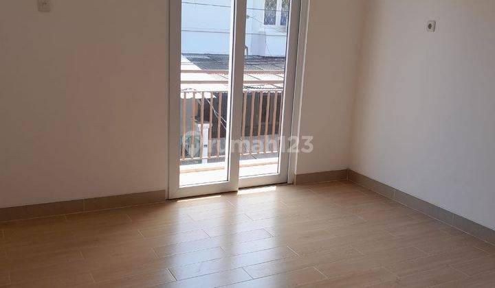 Di Sewakan Rumah Cantik Taman Palem, Jakarta Barat. Uk 3 75x12 2