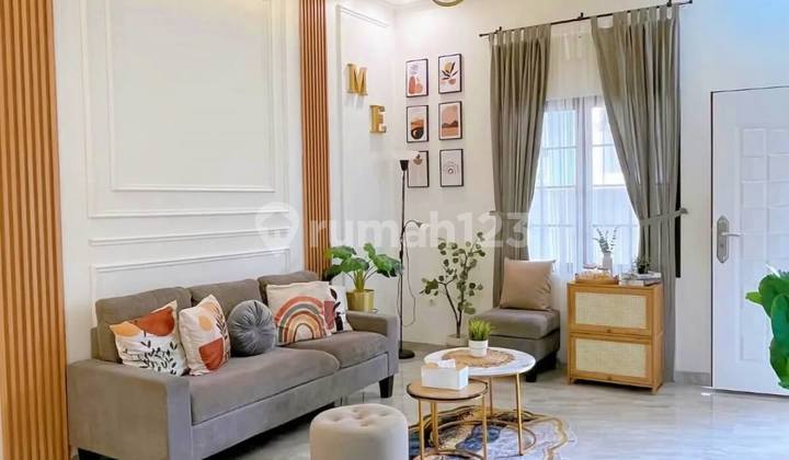 Modern 2-Storey Minimalist House, East Semarang, Flood-Free Area (Negotiable) 1