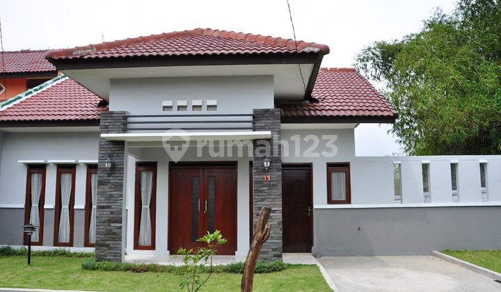 Minimalist House Ready to Live, Strategically Located in Tembalang Near Toll Access 1