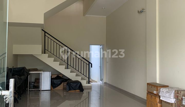 Turun Harga! Ruko Magna Summarecon Bandung Disewa 3 Lantai