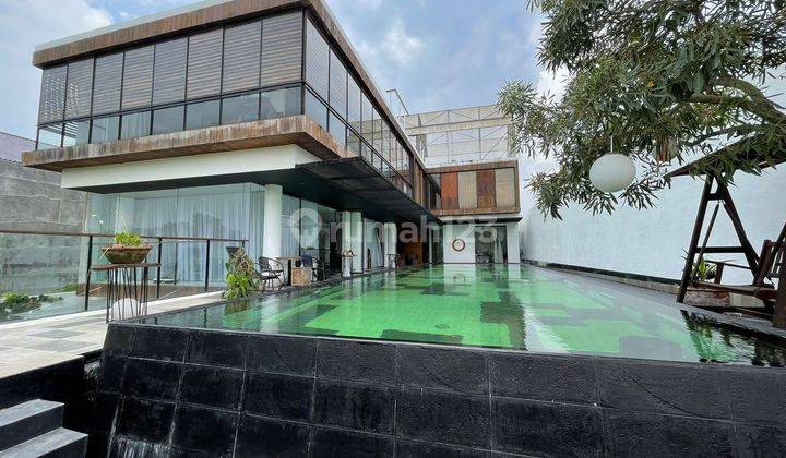 Rumah Mewah Luxury Di Kota Baru Parahyangan 1