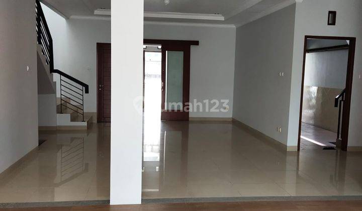 Dijual Rumah Cantik di Mekar Wangi Bandung 1