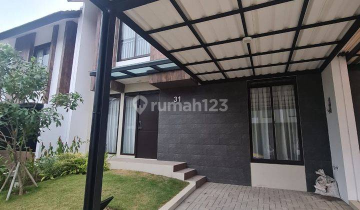 Disewakan Rumah Cantik di Kota Baru Parahyangan Bandung 1