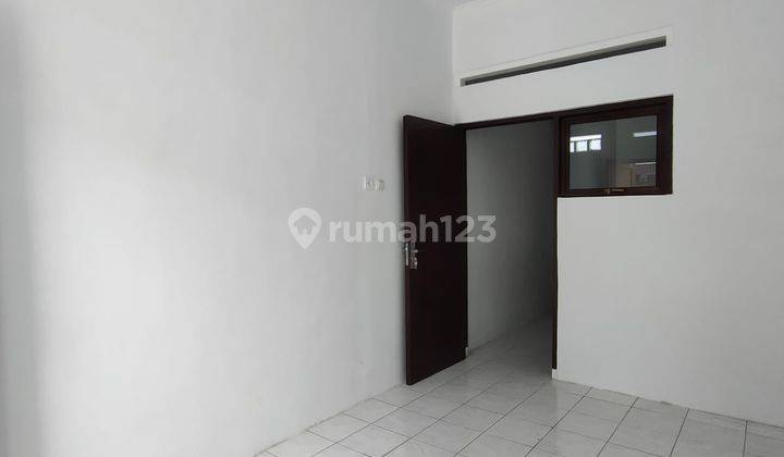 Dijual Rumah Cantik Murah di Taman Kopo Indah 1 Bandung 2