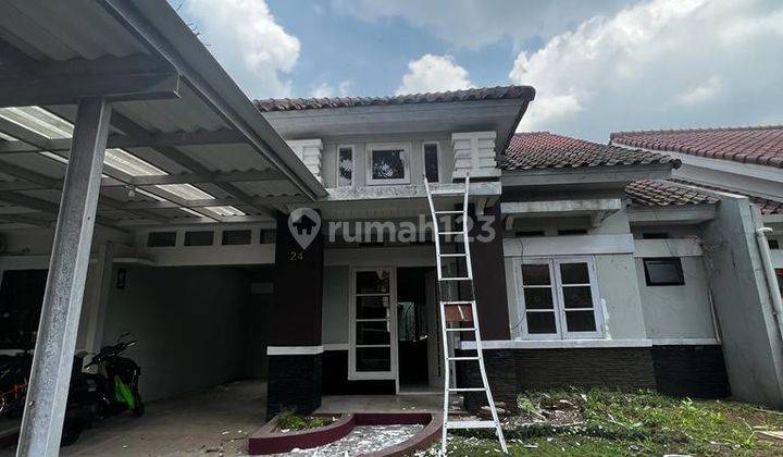 Disewakan Rumah Cantik di Kota Baru Parahyangan Bandung 1